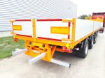 802312 meeneemheftruck op oplegger achteraan